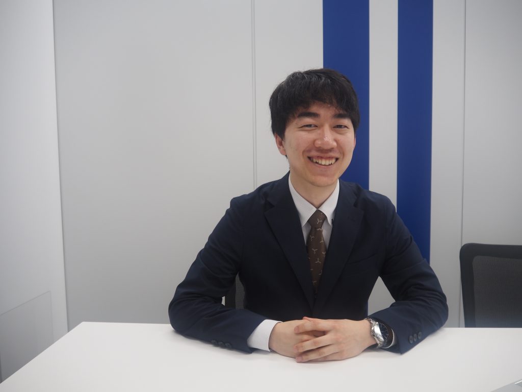 大平様のインタビュー写真